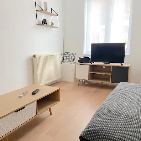 Apartamento Cozy House For 8 People Near Lille Tourcoing Exterior foto