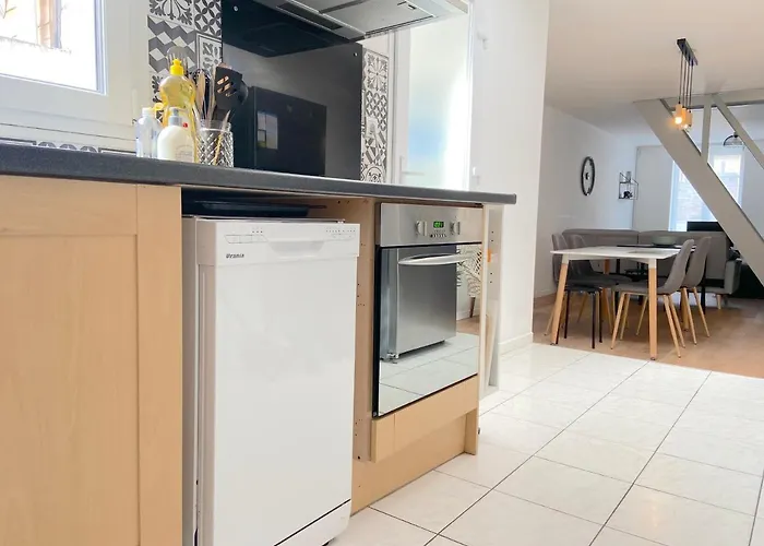 Cozy House For 8 People Near Lille